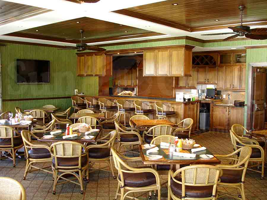 WILDERNESS COUNTRY CLUB Clubhouse Restaurant